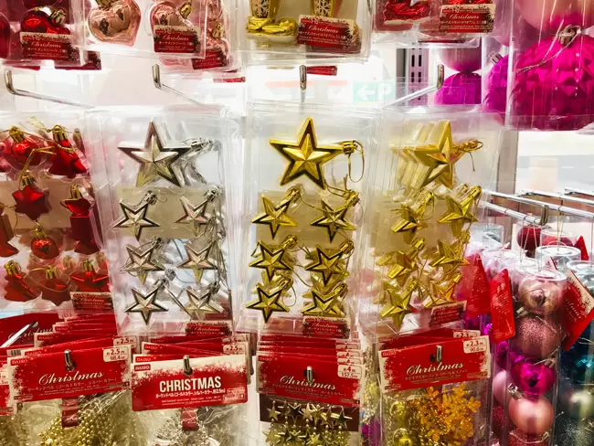 ダイソークリスマス18 ツリーや動くおもちゃにオーナメント一覧 100円ショップの情報サイト 100均 Like