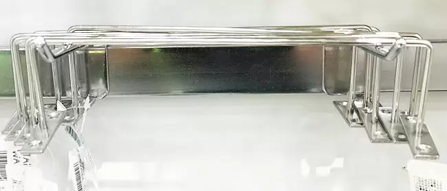 セリア インテリアステンレスウォールバー cm 100円ショップの情報サイト 100均 Like