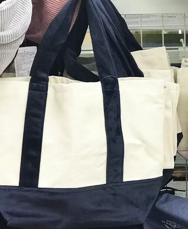 ダイソー トートバッグ ベロア生地 100均like 100円ショップ情報サイト